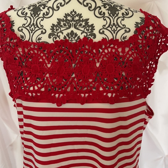 Top - Picture 4 of 6